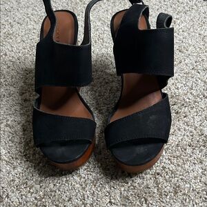Lucky Brand Black Platform Sandals